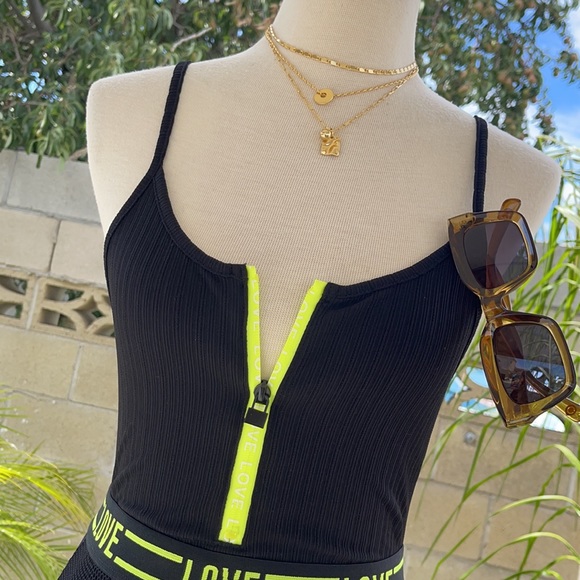 💚BEAUTIFUL SET💚 - Picture 6 of 11